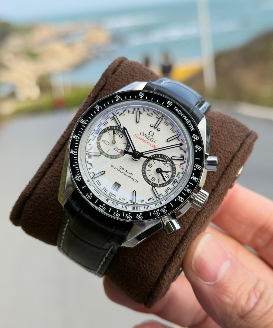 オメガ「Omega」スピードマスター レーシング マスター クロノメーター 44MM