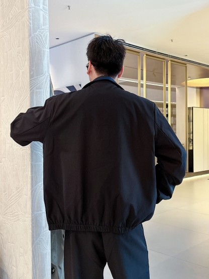 プラダ「Prada」秋冬 メンズ  カジュアルスポーツセット