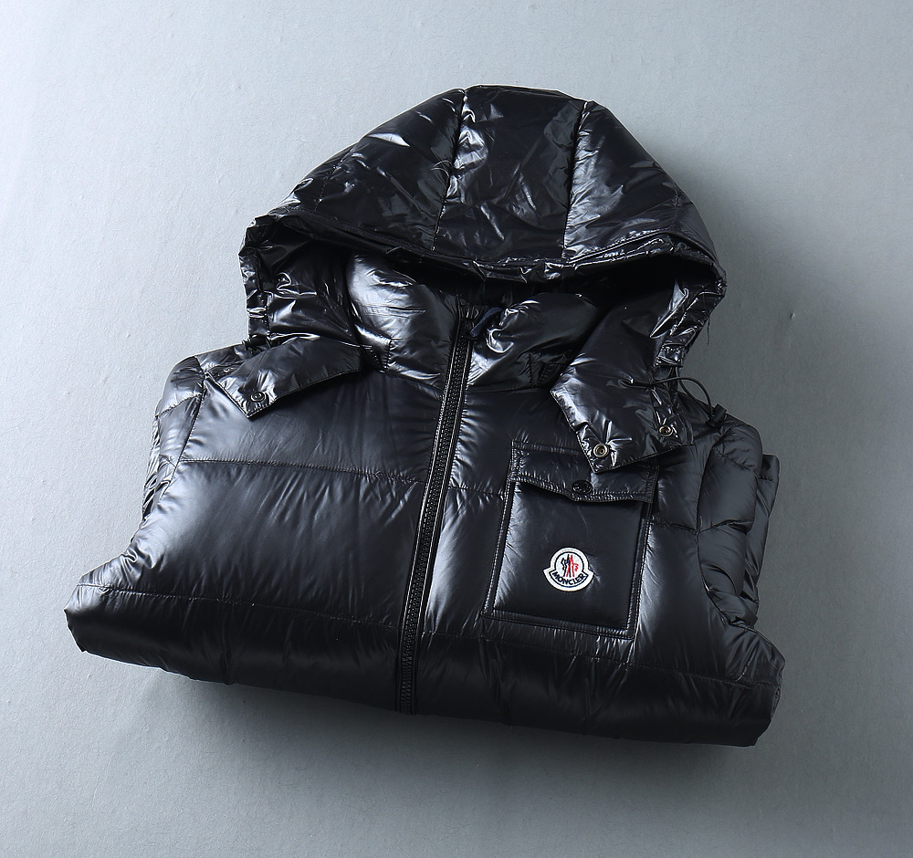 モンクレール「Moncler」Grenoble 2025秋冬ダウンジャケット