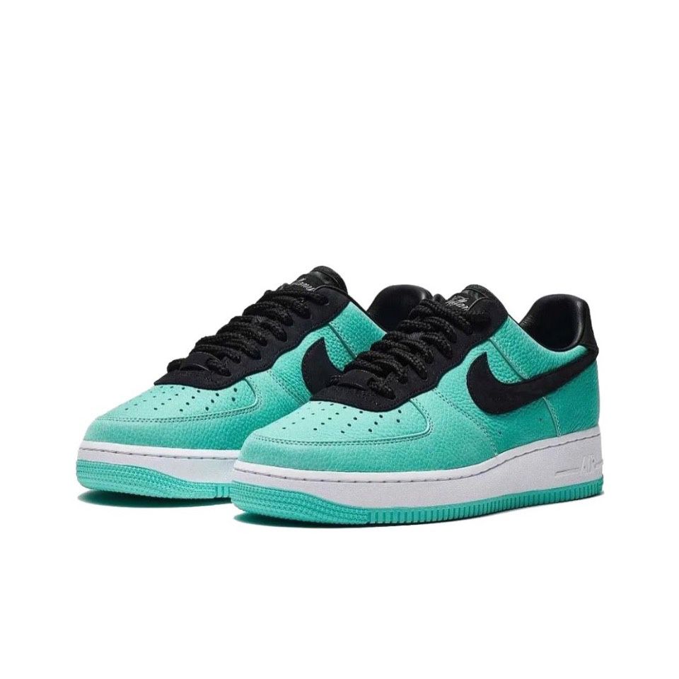 Nike x Tiffany & Co  Air Force 1Low「1837」★送関込★世界中を震撼させた話題のコラボ★◆超人気◆ 雑誌、ＴＶ、映画に登場アイテム