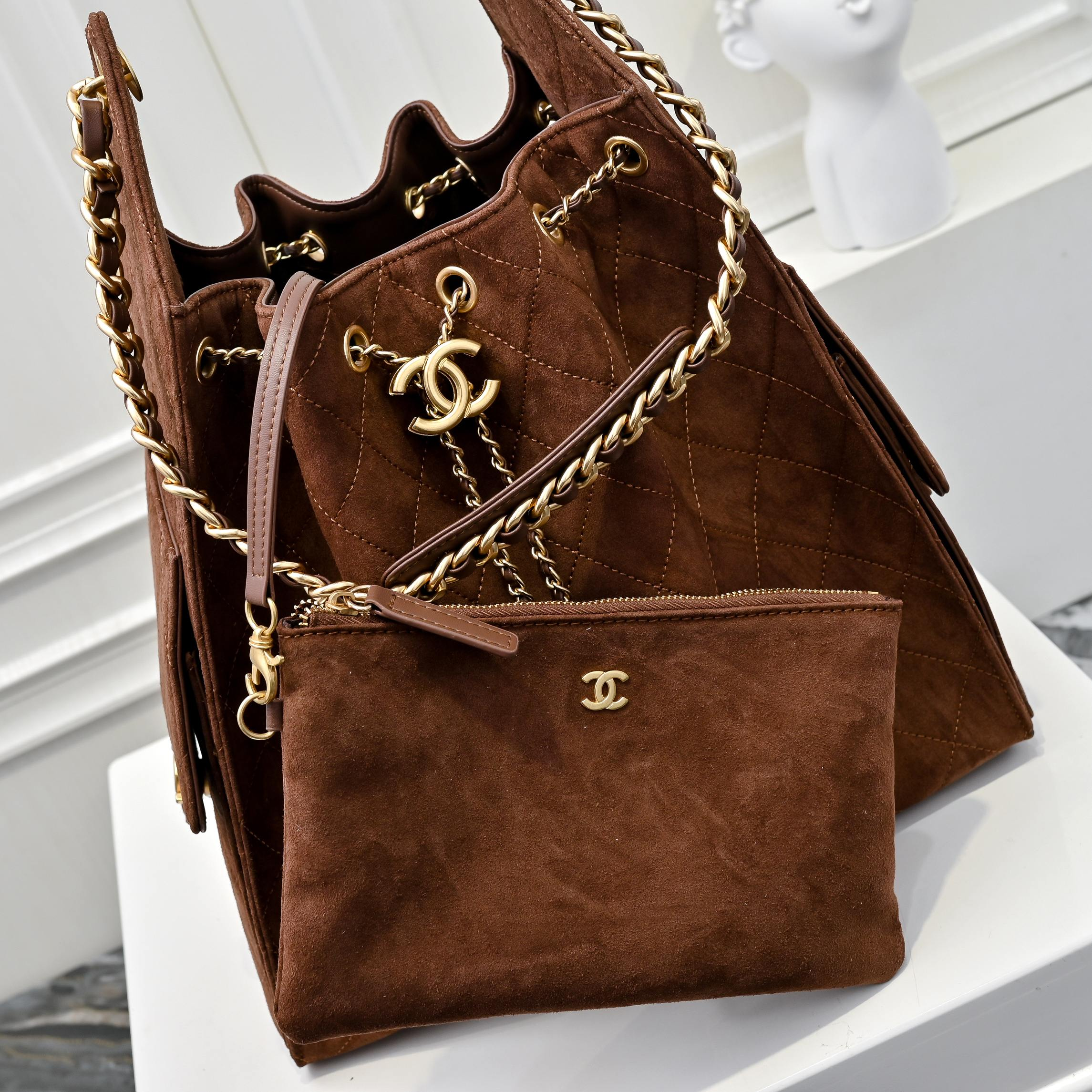 シャネル「Chanel」シャネル 25C スエード×カーフスキン ホーボーバッグ / ショルダーバッグ