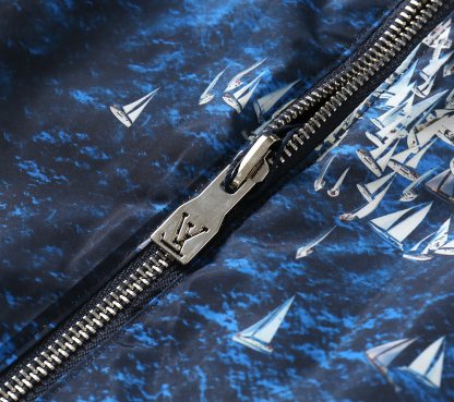 ルイ・ヴィトン「Louis Vuitton」秋冬コレクション クイルテッド ジャケット