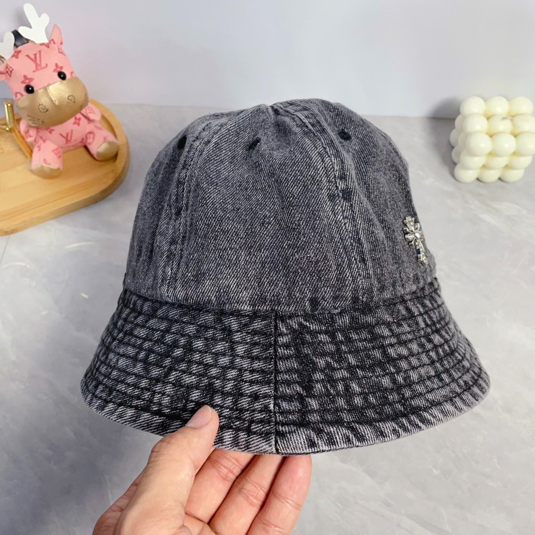 クロムハーツ「Chrome Hearts」 ディストレスド デニム バケットハット