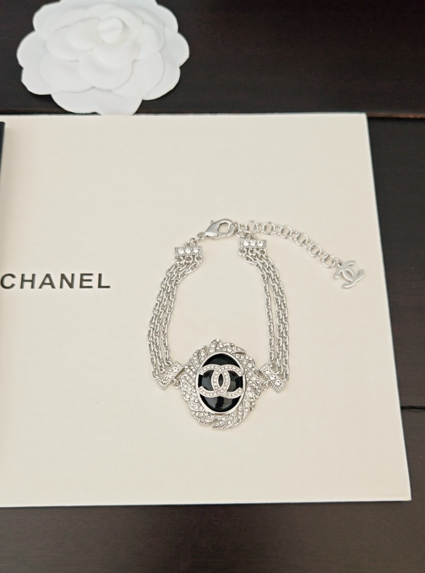 シャネル「Chanel」フルダイヤ オーバル トリプルチェーン ブレスレット ブレスレット