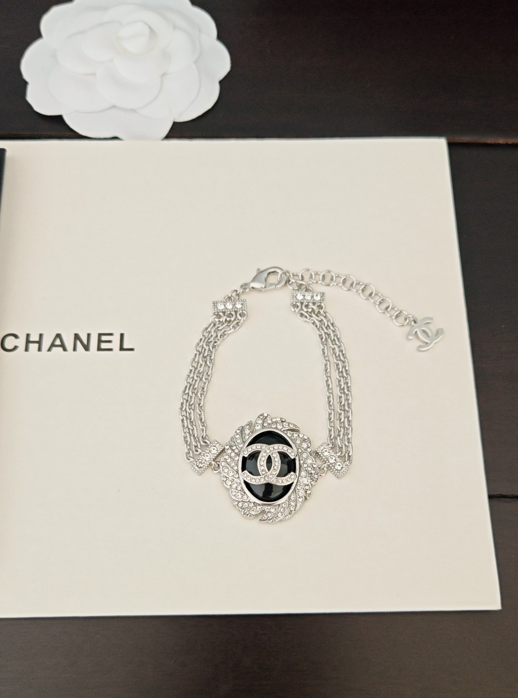 シャネル「Chanel」フルダイヤ オーバル トリプルチェーン ブレスレット ブレスレット