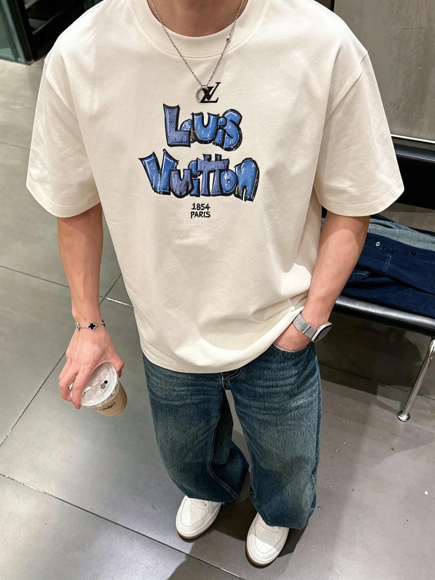 ルイ・ヴィトン「Louis Vuitton」ロゴプリントTシャツ / ショートスリーブ クルーネック