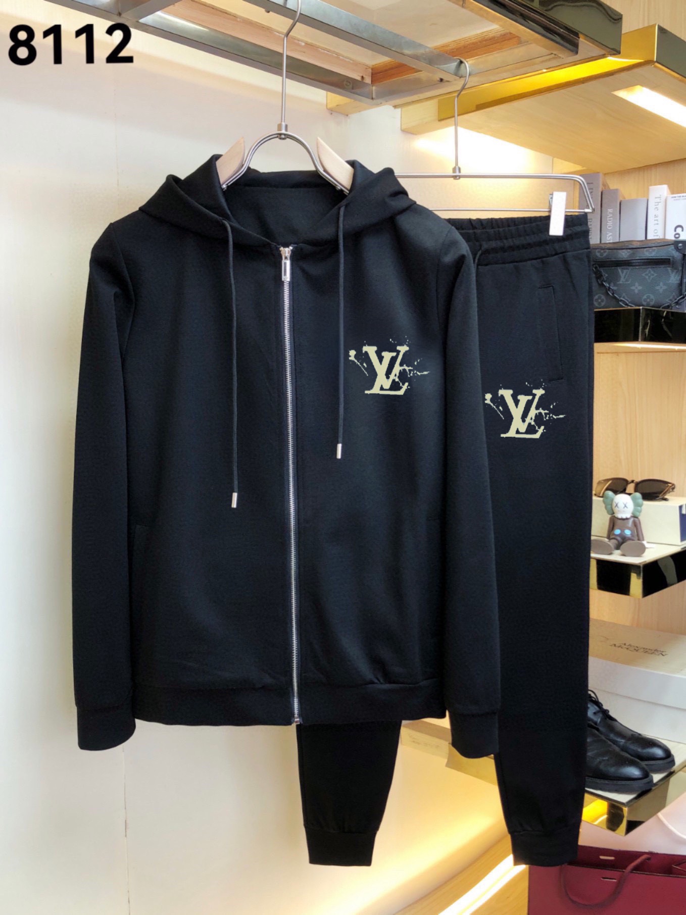 ルイ・ヴィトン「Louis Vuitton」2025年新作 爆売れスウェットスーツ