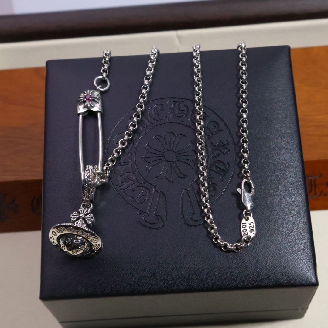 クロムハーツ「Chrome Hearts」ヴィンテージクロスフラワー デュアルチェーンネックレス