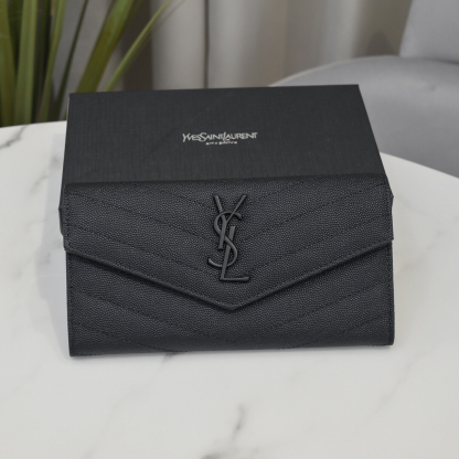 サンローラン「Saint Laurent」カサンドラ マトラッセ ラージ フラップウォレット