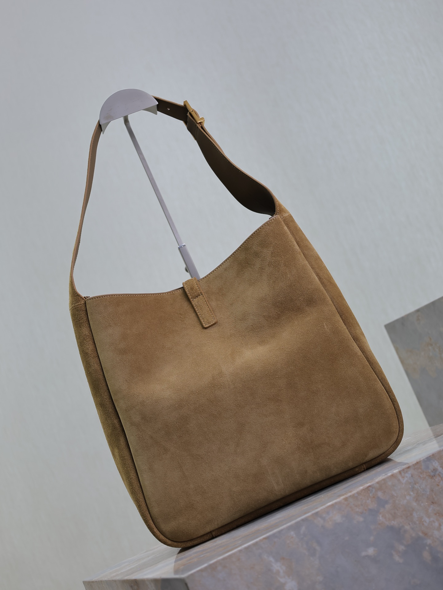 2026サンローラン「SAINT LAURENT LE 5 À 7 ソフト ラージ ショルダーバッグ