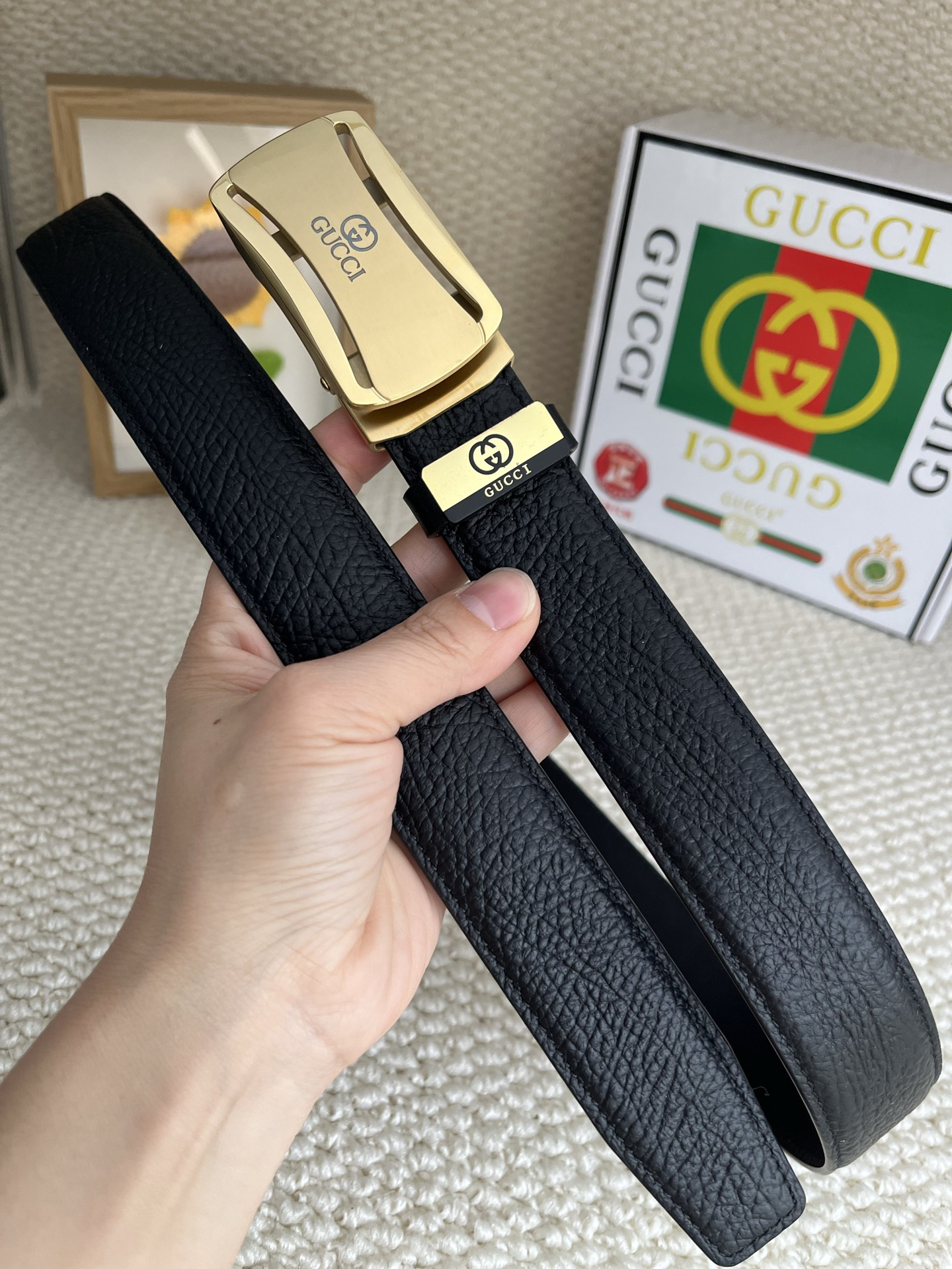 グッチ ファッションアイテム クラシック レザー ベルト