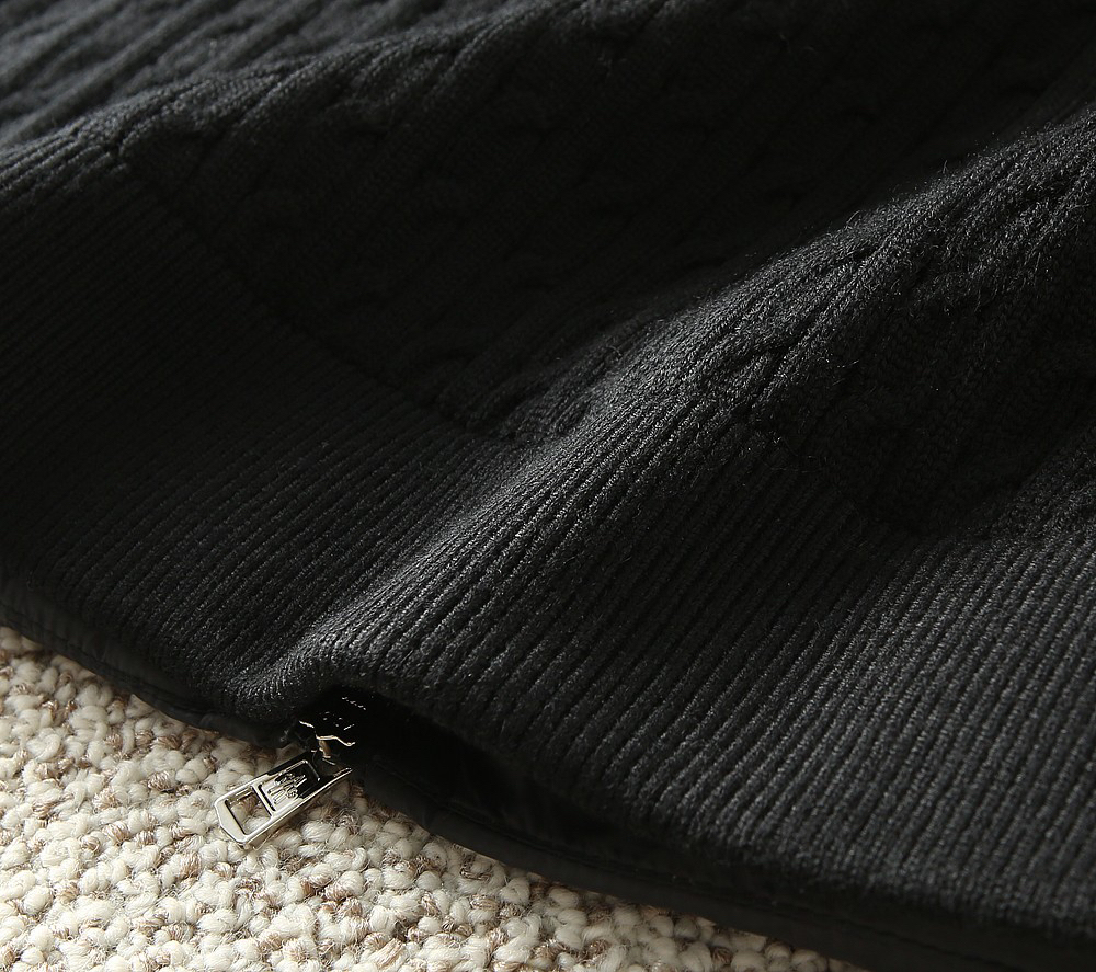 モンクレール「Moncler」秋冬 ニット調ダウンジャケット