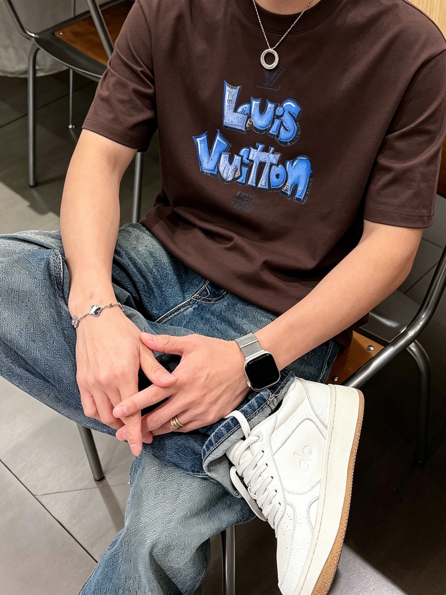 ルイ・ヴィトン「Louis Vuitton」ロゴプリントTシャツ / ショートスリーブ クルーネック