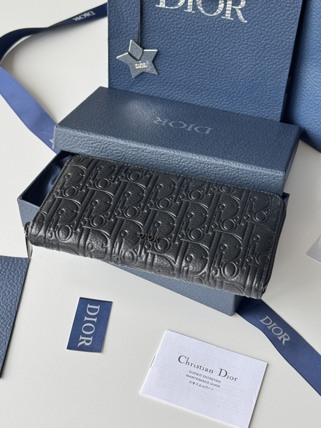 ディオール「Dior」ジップアラウンド ロングウォレット