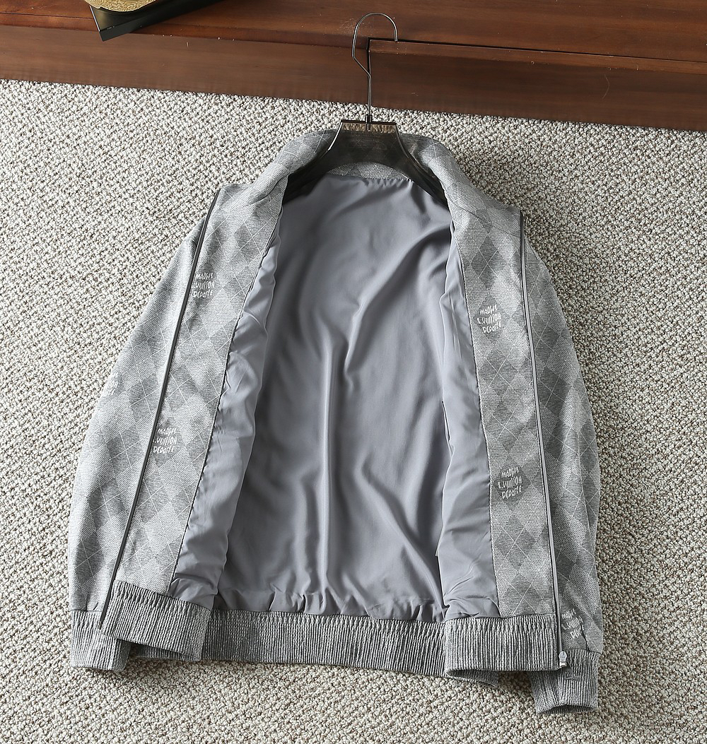 ルイ・ヴィトン「Louis Vuitton」秋冬コレクション クイルテッド ジャケット