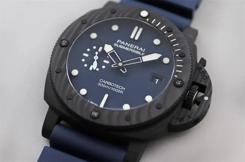 パネライ「Panerai」Submersible PAM00960 メンズ自動巻きクロノグラフ42MM