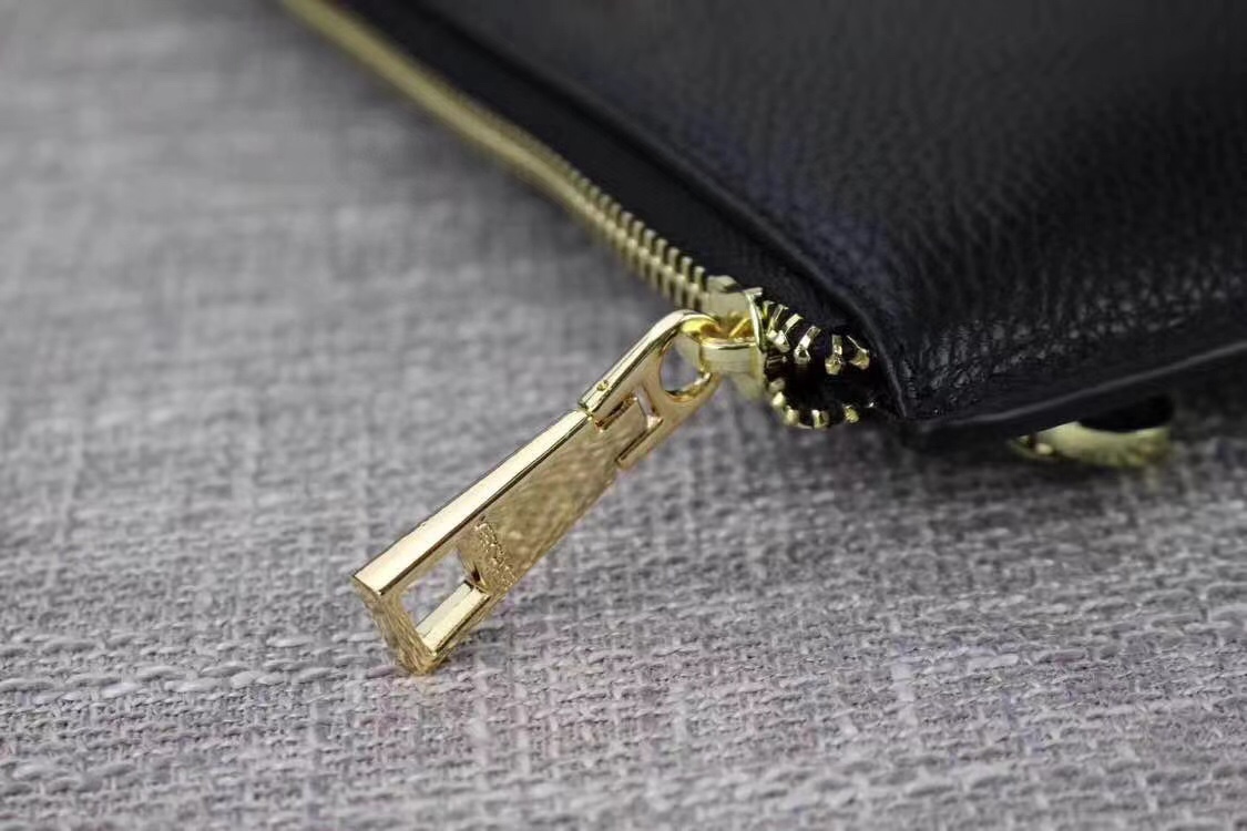 ヴェルサーチ「Versace」メデューサ クラッチバッグ