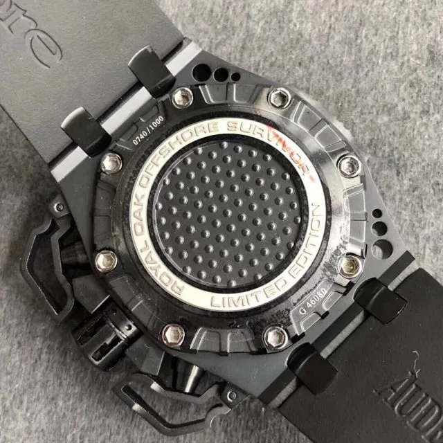 オーデマ ピゲ「Audemars Piguet」 ロイヤル オーク オフショア サバイバー  メンズウォッチ42MM