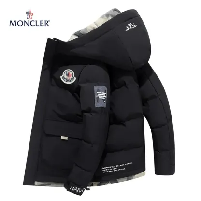 モンクレール「Moncler」フード付きダウンジャケット