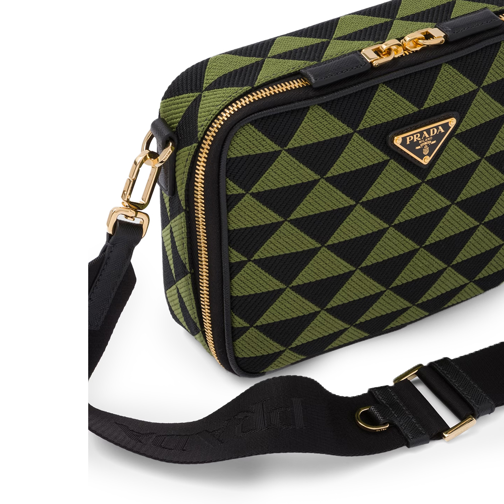 プラダ「Prada」エンブロイダリー メッセンジャーバッグ