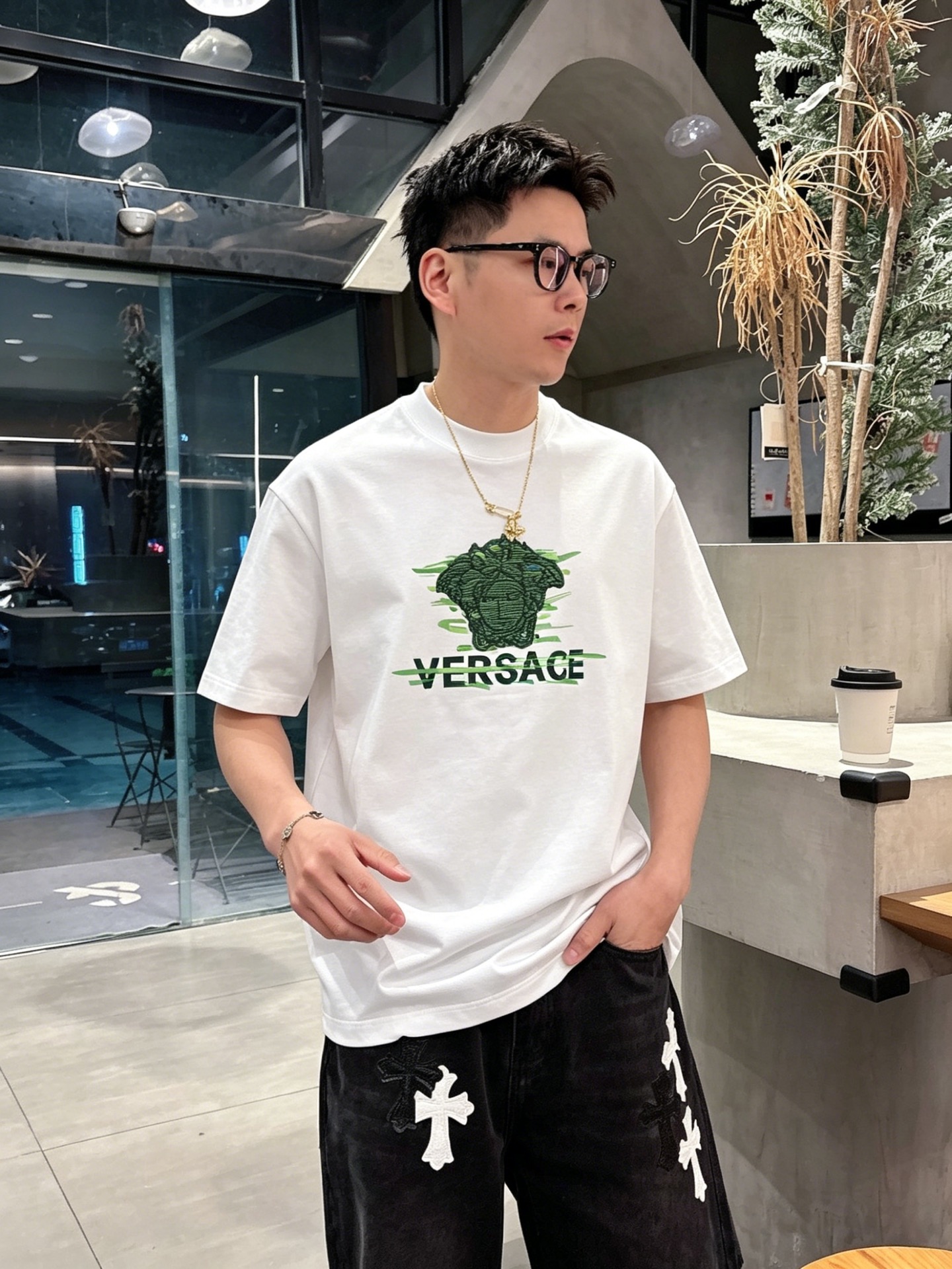 ロゴプリントTシャツ / ショートスリーブ クルーネック