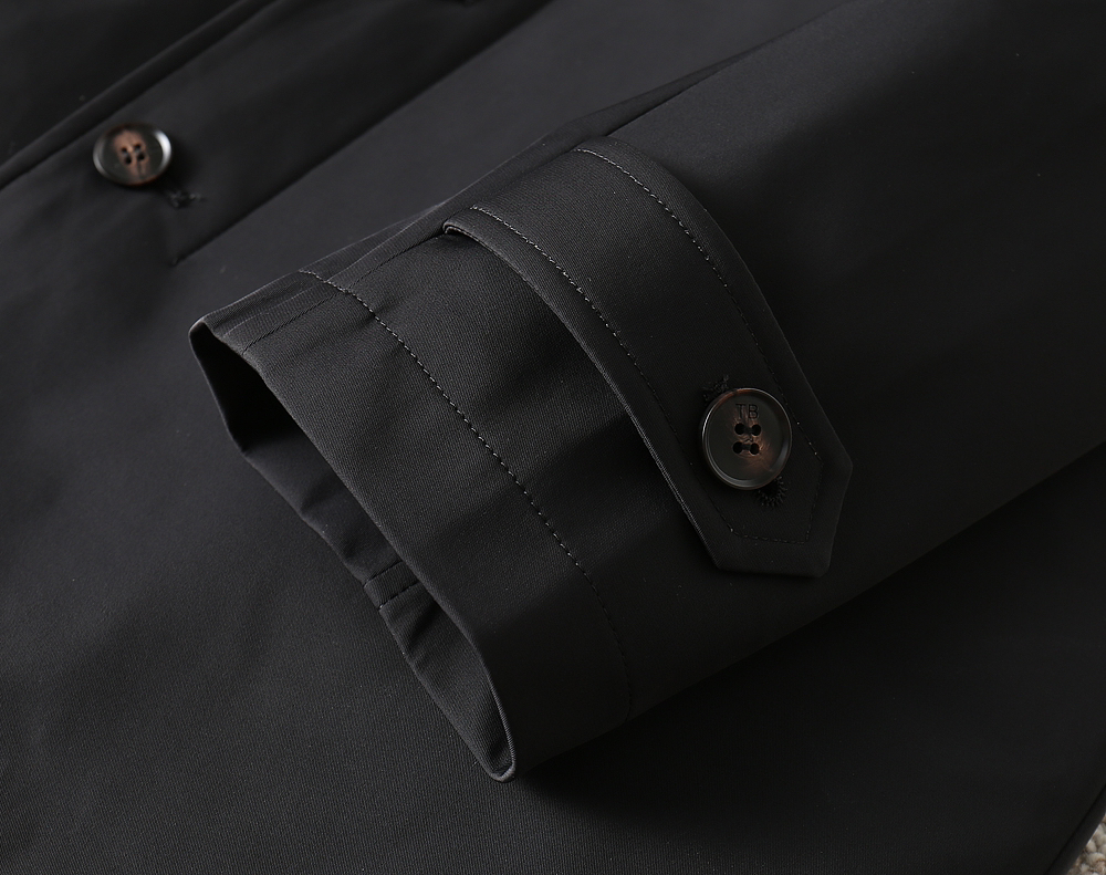 バーバリー「Burberry」秋冬 クイルティッドダウンジャケット