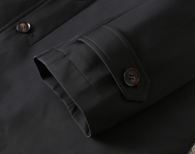 バーバリー「Burberry」秋冬 クイルティッドダウンジャケット