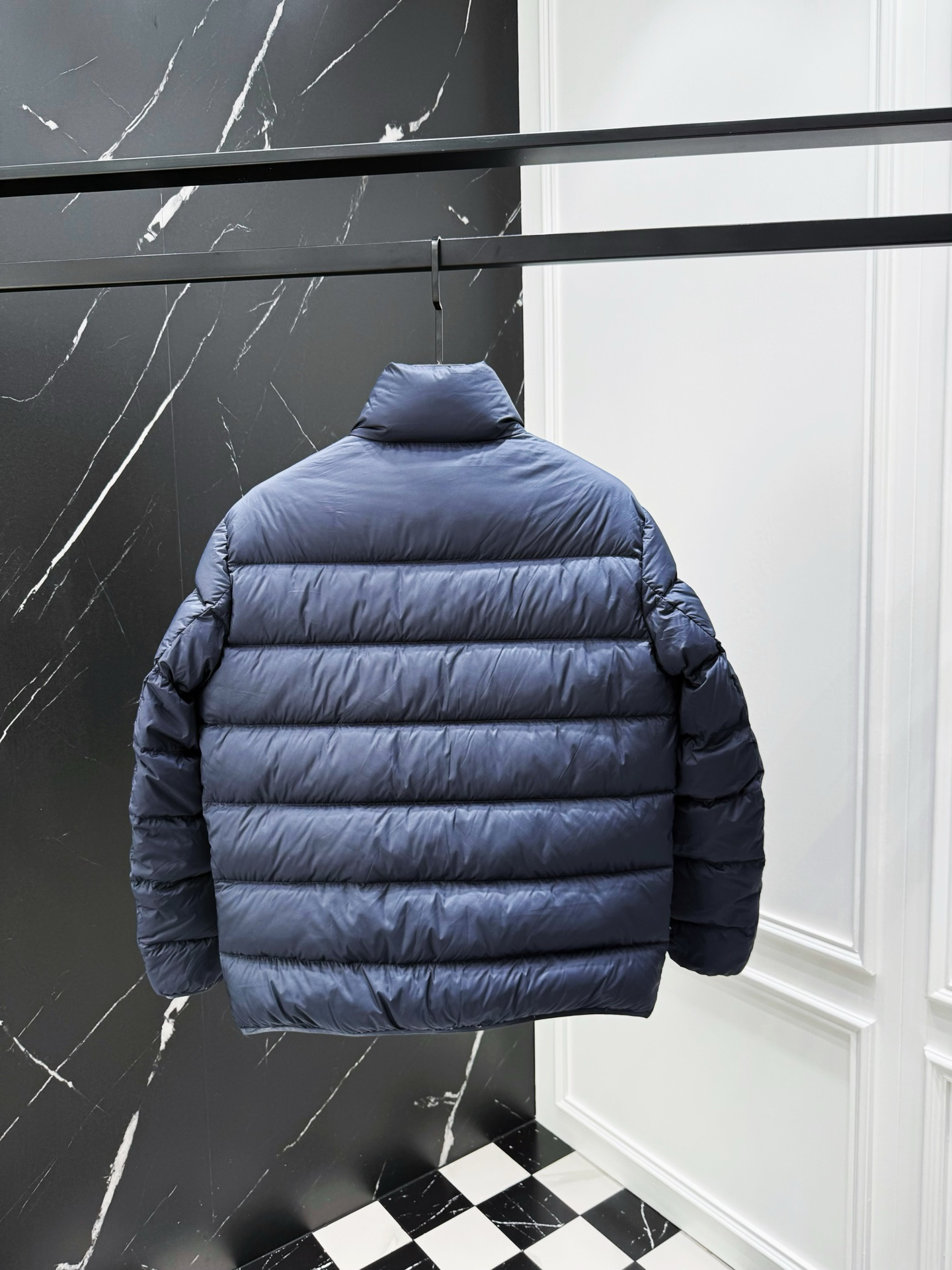 グッチ「Gucci」秋冬ダウンジャケット スタンドカラー