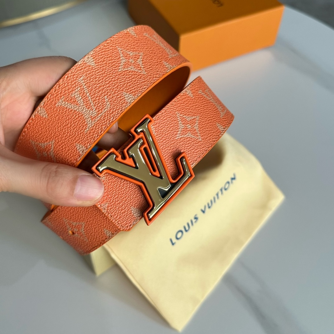 ルイ・ヴィトン「Louis Vuitton」ベルト･LV イニシャル 40MM リバーシブル