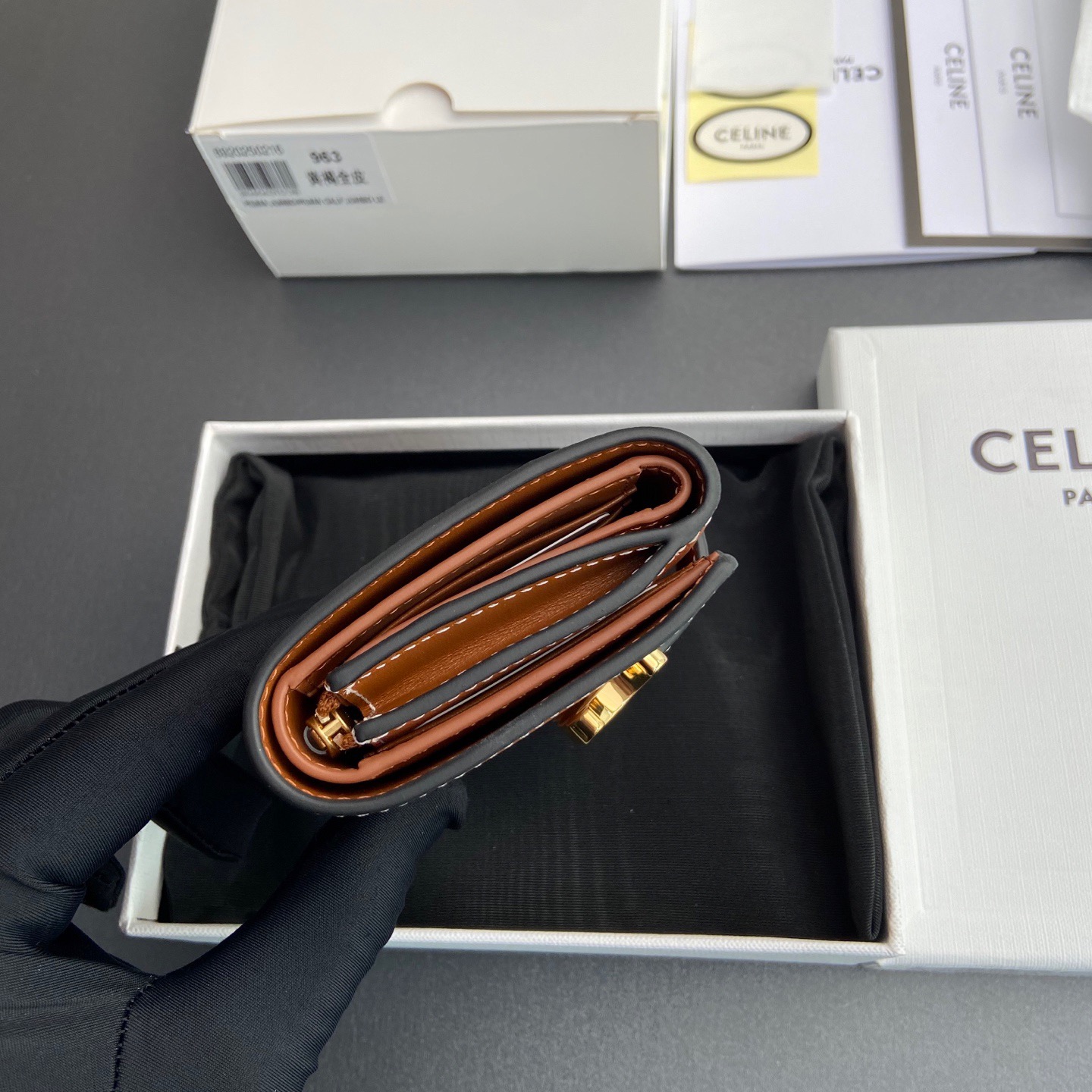 セリーヌ(Celine)アコーデオン カードホルダー / サプルグレインドカーフスキン