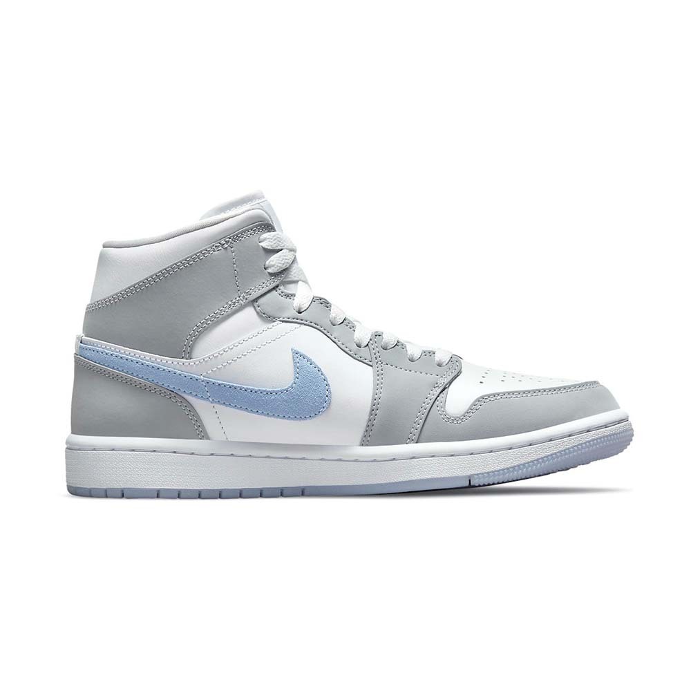 ナイキ「Nike」 エアジョーダン1 ミッド SE スニーカー