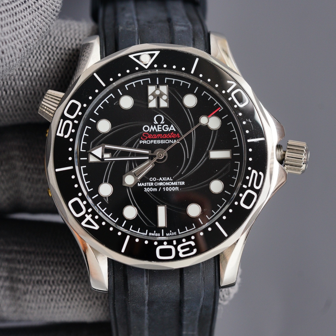 オメガ「Omega」シーマスター ダイバー 42MM メンズウォッチ