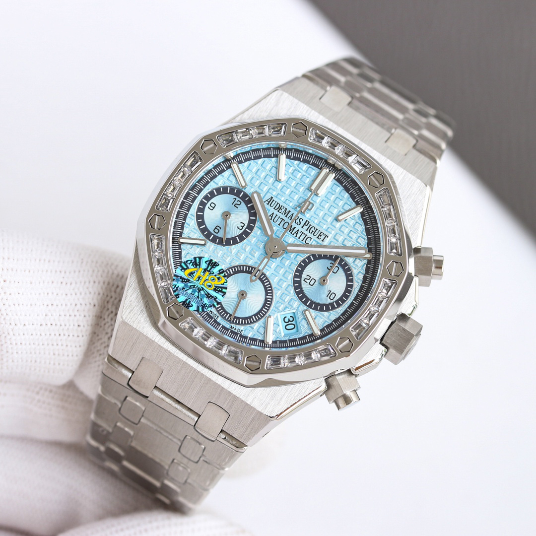 オーデマピゲ［Audemars Piguet］ロイヤルオーク 26715BC メンズ 腕時計40MM