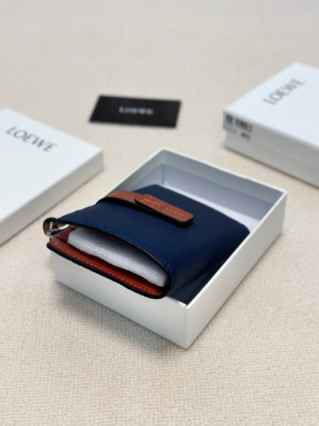 ロエベ「LOEWE」アナグラム コンティネンタル ウォレット 5色