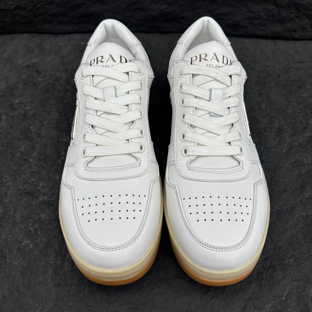 プラダ［Prada］ Downtown レザースニーカー