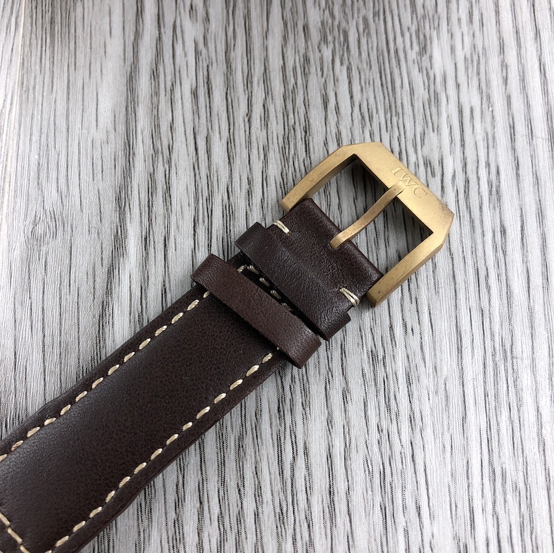 アイ・ダブリュー・シー「IWC」 パイロット マークXVIII スピットファイア 39mm ブロンズケース 腕時計