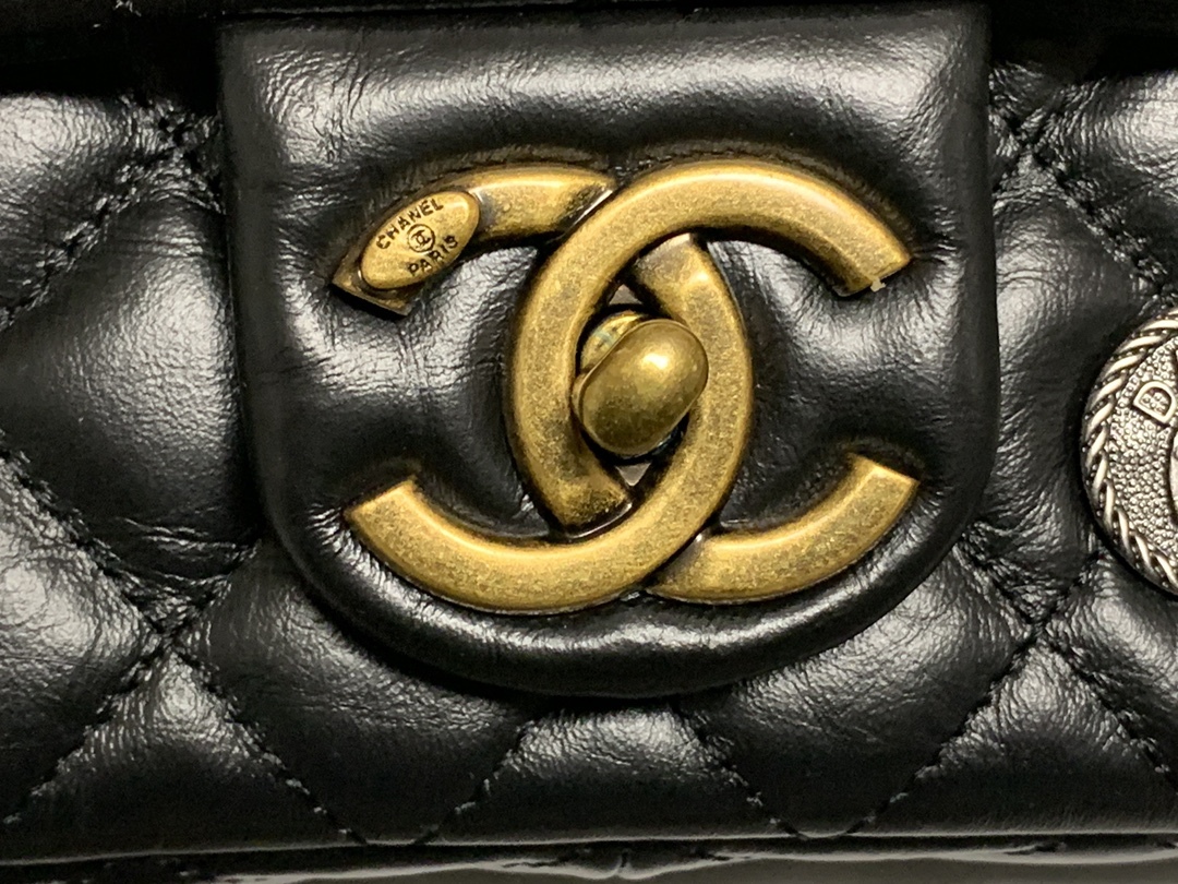 シャネル「Chanel」  Flap Bag 記念限定 メダリオン ショルダーバッグ