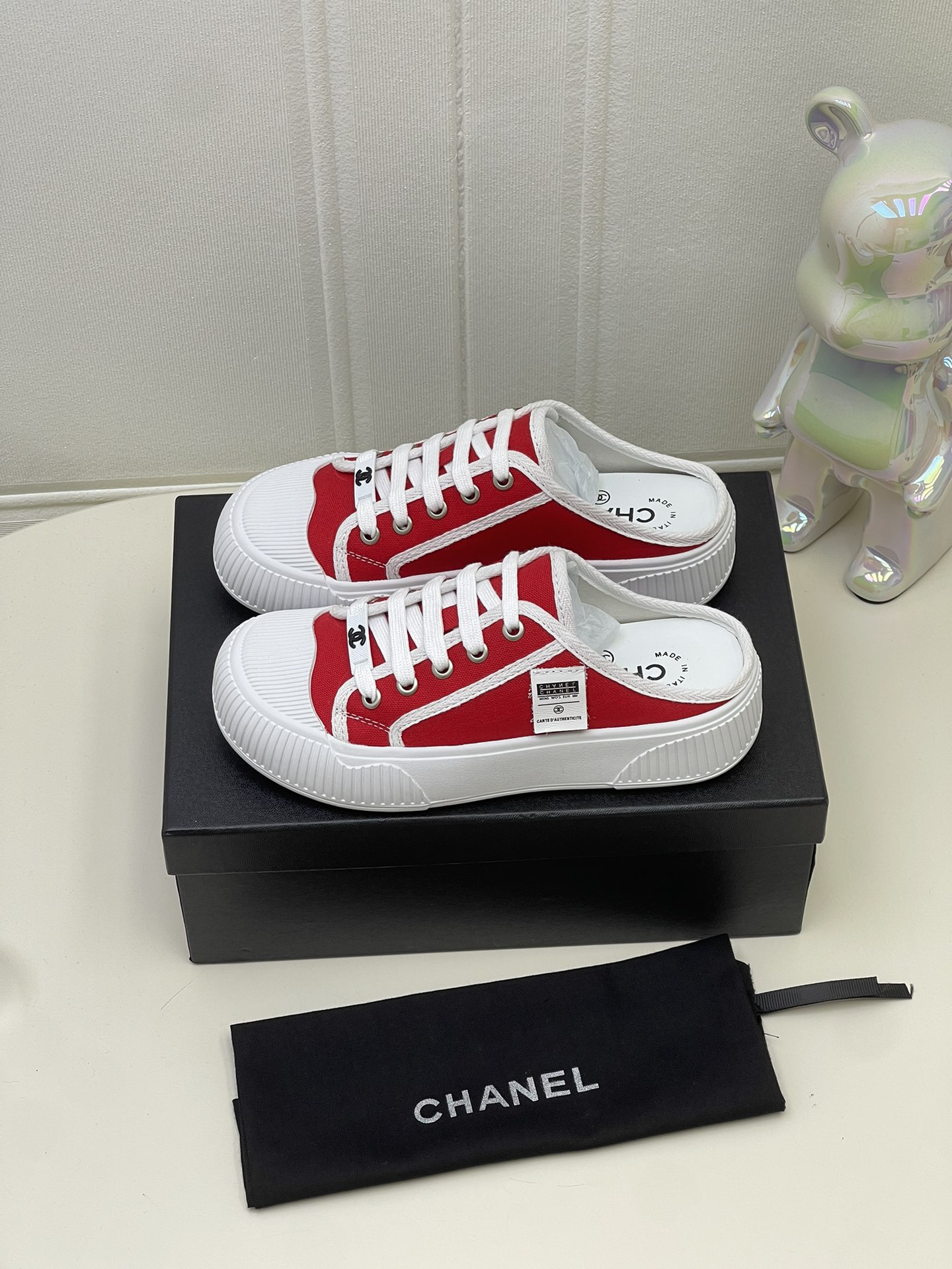 シャネル［Chanel］  2025 ビスケットシューズ カジュアルスニーカー