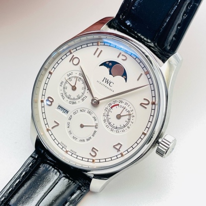 アイ・ダブリュー・シー「IWC」ポルトギーゼ パーペチュアルカレンダー 腕時計 42mm