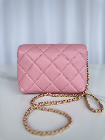 シャネル「Chanel」クラシック フラップ メタリックアクセント ショルダーバッグ