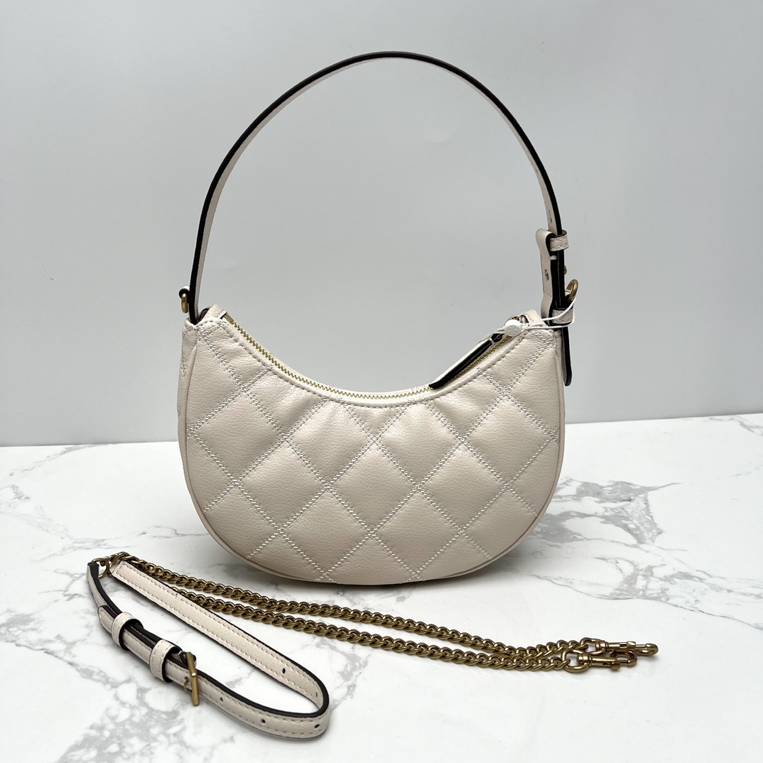 トリー バーチ「Tory Burch」ウィラ ハーフムーン アンダーアームバッグ チェーンショルダー/ハンドバッグ