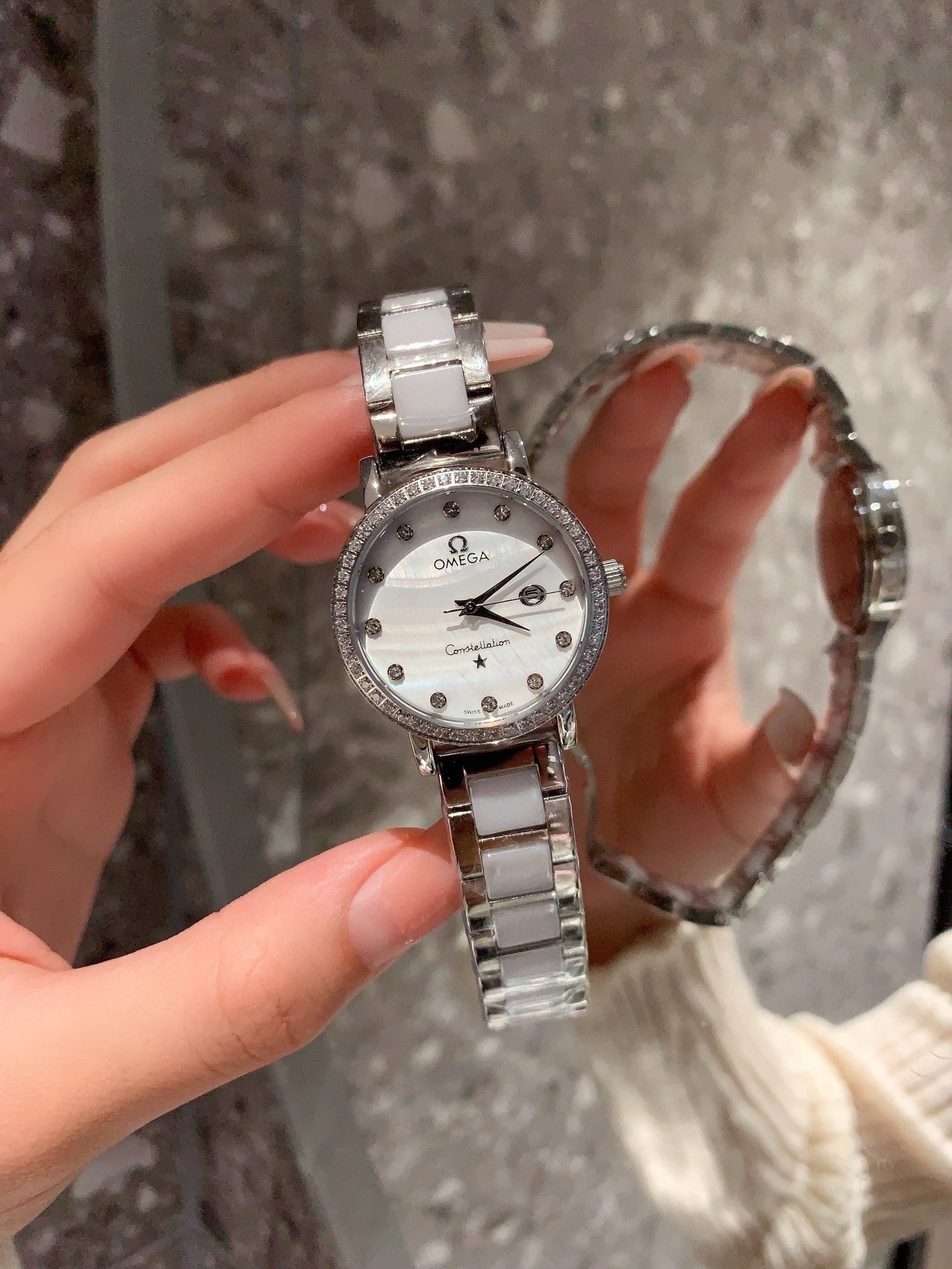 オメガ［Omega］ デ・ヴィル ディーフライ シリーズ レディース クォーツ ワッチ30MM