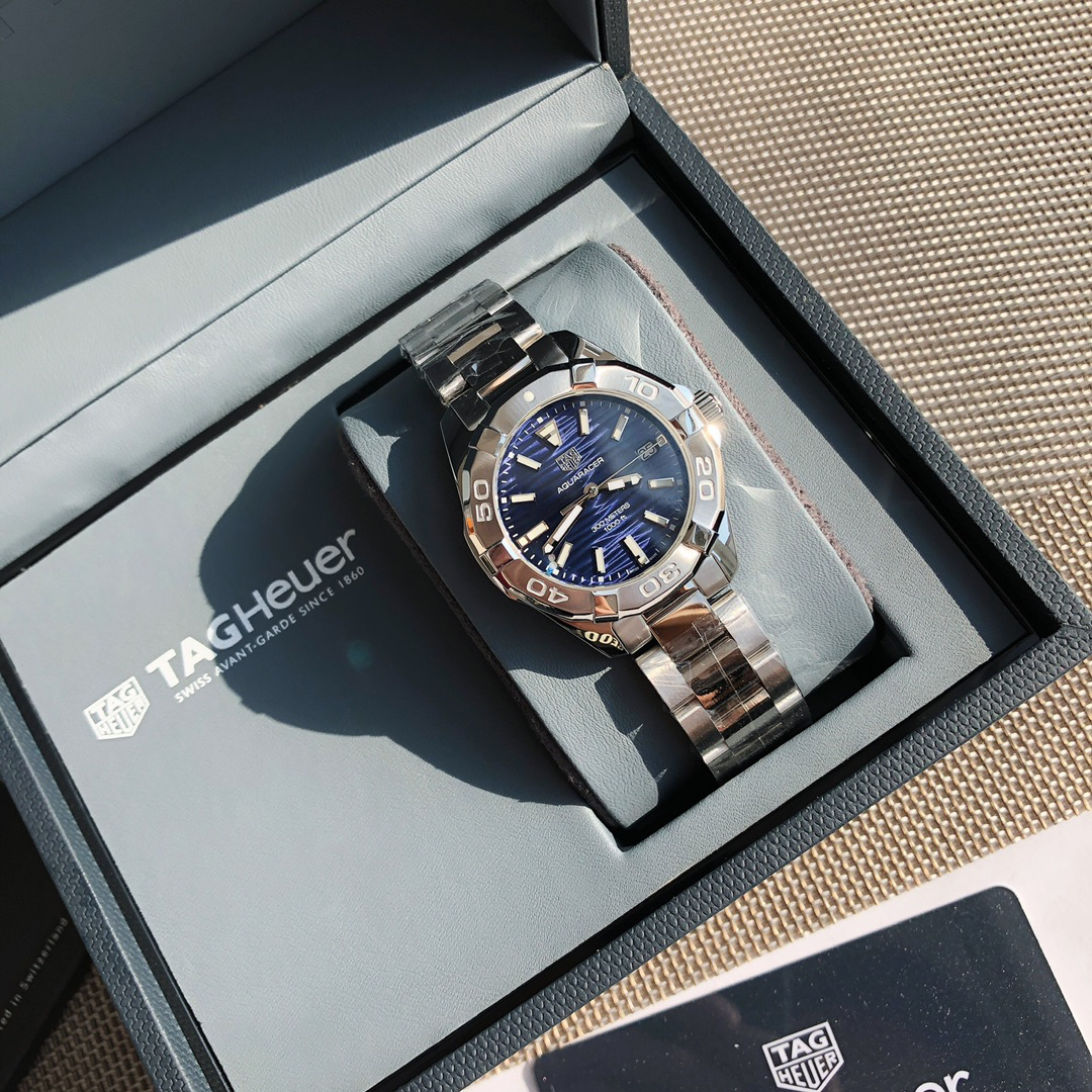 タグ・ホイヤー「TAG Heuer」アクアレーサー レディースクォーツウォッチ36MM