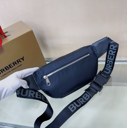 バーバリー「Burberry」ストリート 黑ウエストバッグ