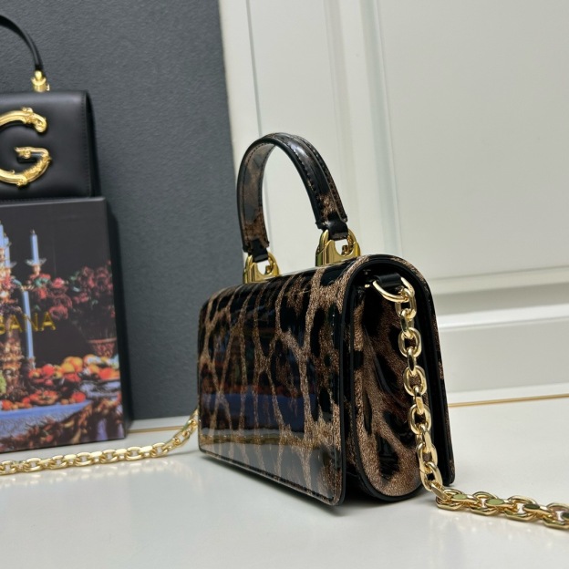 ドルチェ・アンド・ガッバーナ「D&G」 レオパード ラミー チェーン トップハンドルバッグ