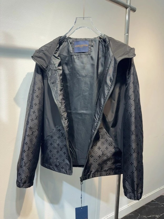 ルイ・ヴィトン「Louis Vuitton」オールオーバージャカード暗紋パネル拼接パーカ／アノラック