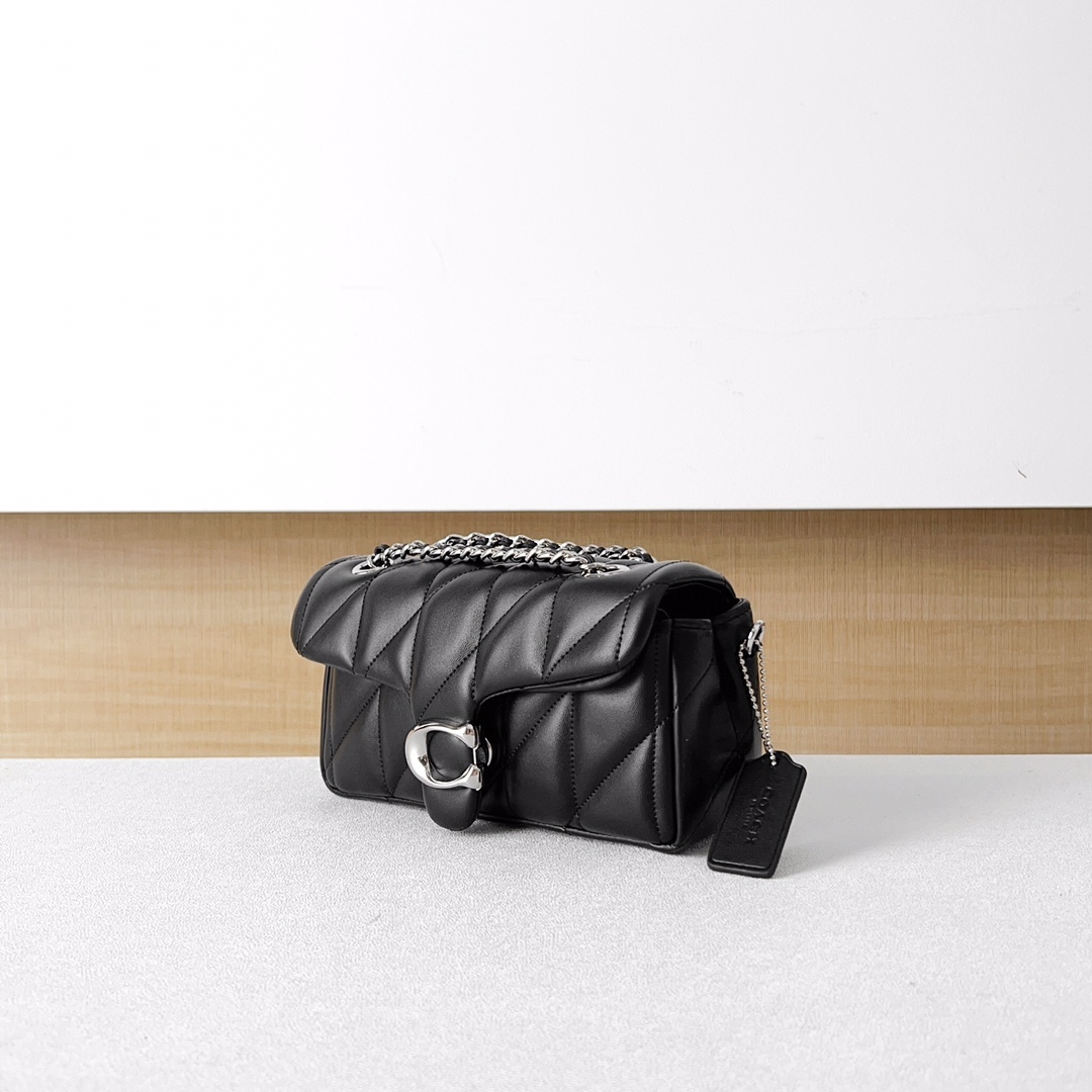 コーチ(Coach) タビー ショルダー バッグ 20 - キルティング CP149