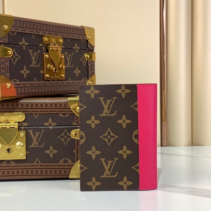 ルイ-ヴィトン(Louis Vuitton) パスポートカバー クーヴェルテュール･パスポール NM