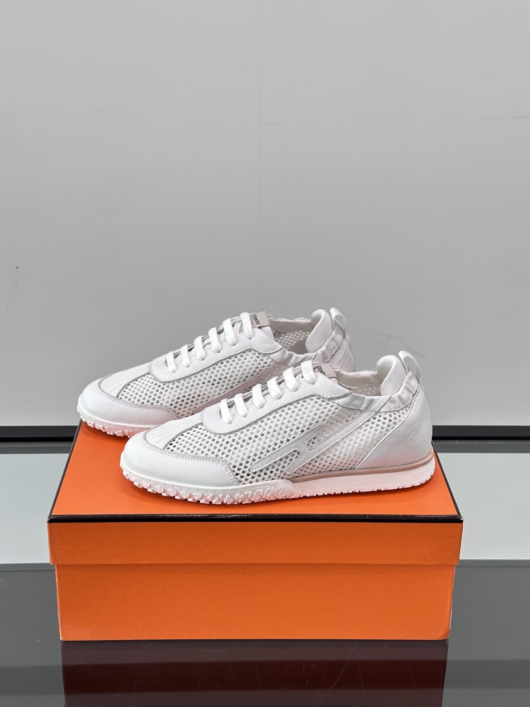 エルメス［Hermès］ ペアルック モダンランナー ホワイトベース