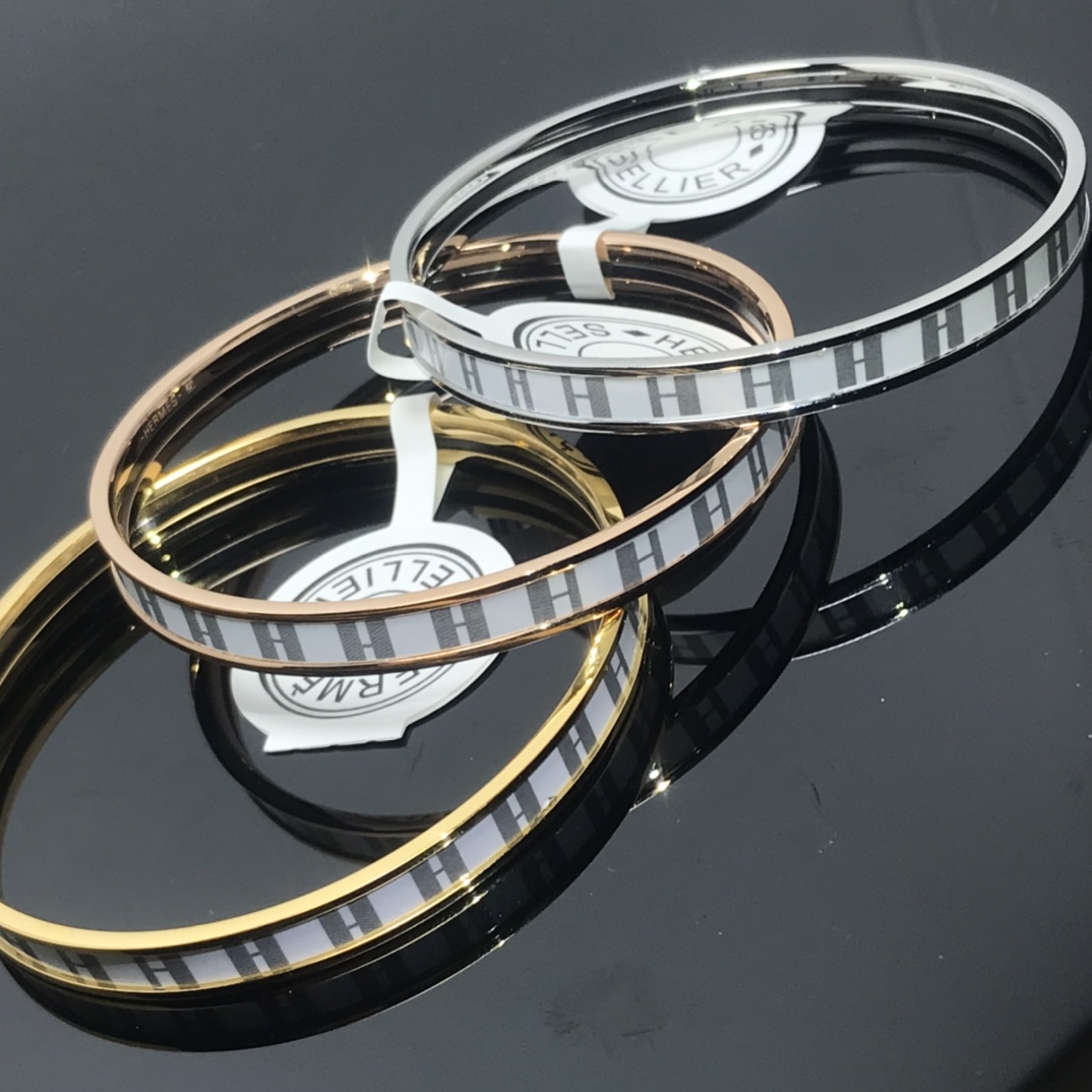 エルメス「Hermès」ミニ クリック エナメル ブレスレット16MM